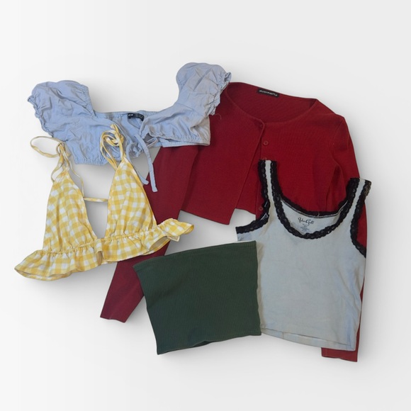 SMALL BUNDLE 18 Total Tops Going Out Crop Tops Misc Brands Brandy Melville SHEIN - Picture 8 of 11